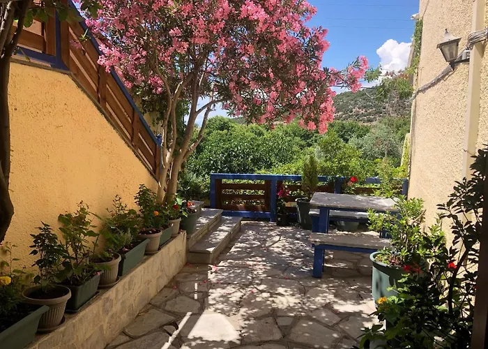 Lia Apartment Skála Marión